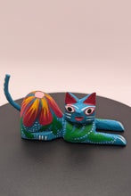 Load image into Gallery viewer, Small Hand Carved Oaxacan Cats
