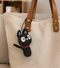 Load image into Gallery viewer, DIY Black Cat Needle Felting Kit
