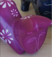 Load image into Gallery viewer, Bookshelf Cat Figures
