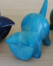 Load image into Gallery viewer, Bookshelf Cat Figures
