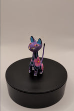 Load and play video in Gallery viewer, Sitting Hand Carved Oaxacan Cats with Tails
