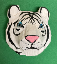 Load image into Gallery viewer, White Tiger Head Magnet
