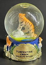 Load image into Gallery viewer, Tiger Water Globe
